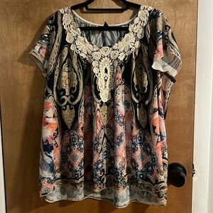 Patterned Short Sleeve Top